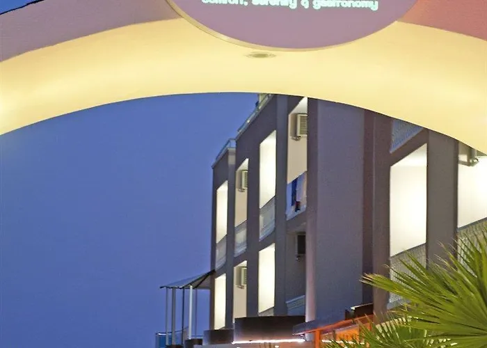 Hotel Dogan & Özdere