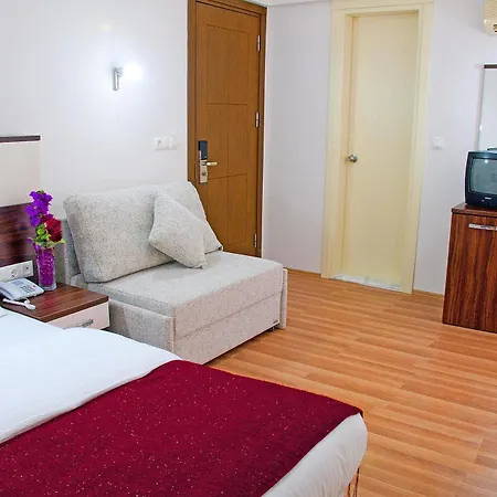 Dogan & Hotel Ozdere